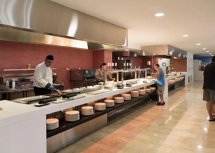 Szálloda Aluasun Doblemar