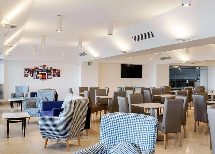 Aluasun Doblemar 4* لا مانغا ذيل مار مينور