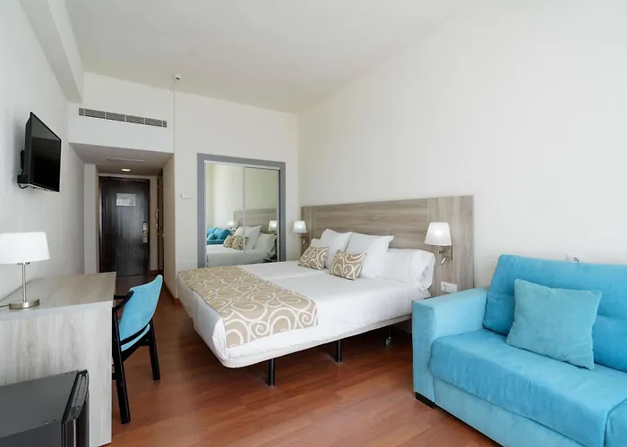 فندق Aluasun Doblemar 4*